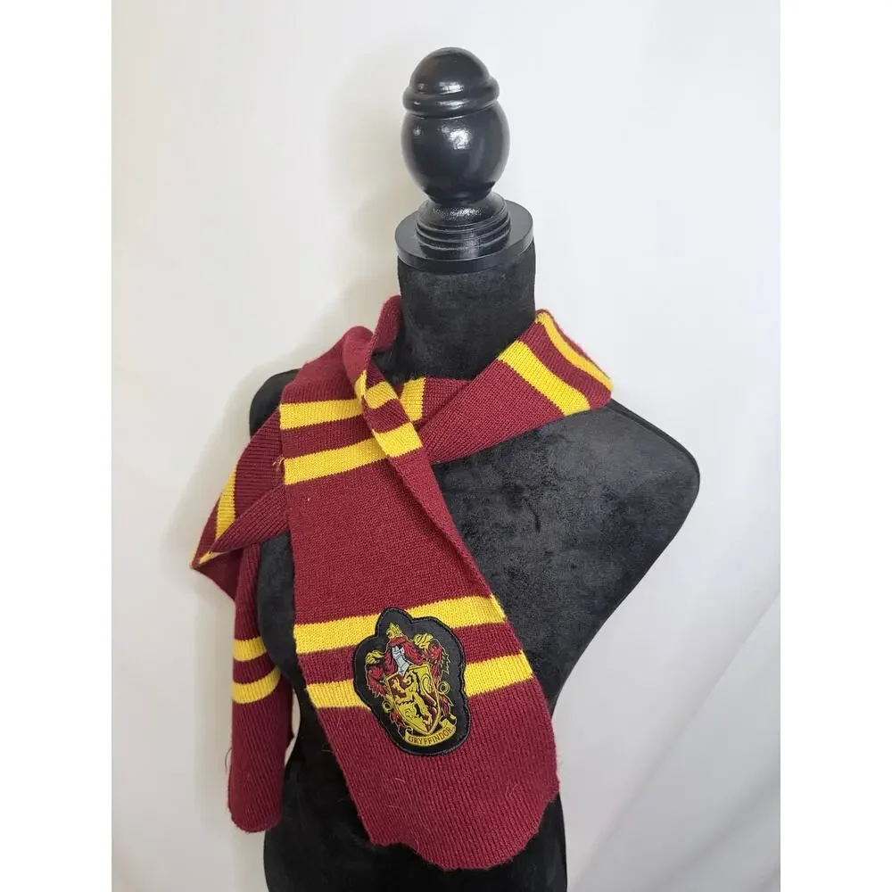 Harry Potter Gryffindor Scarf Burgundy Gold Striped Crest Hogwarts